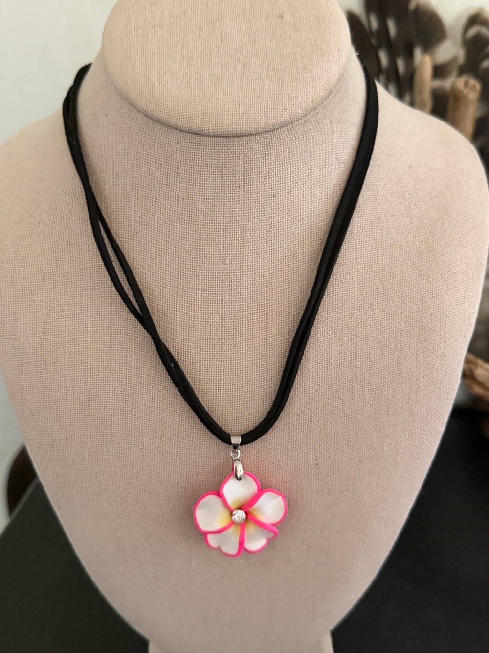 Vintage Y2K Pink Plumeria Flower Pendan Black Leather Cord Necklace